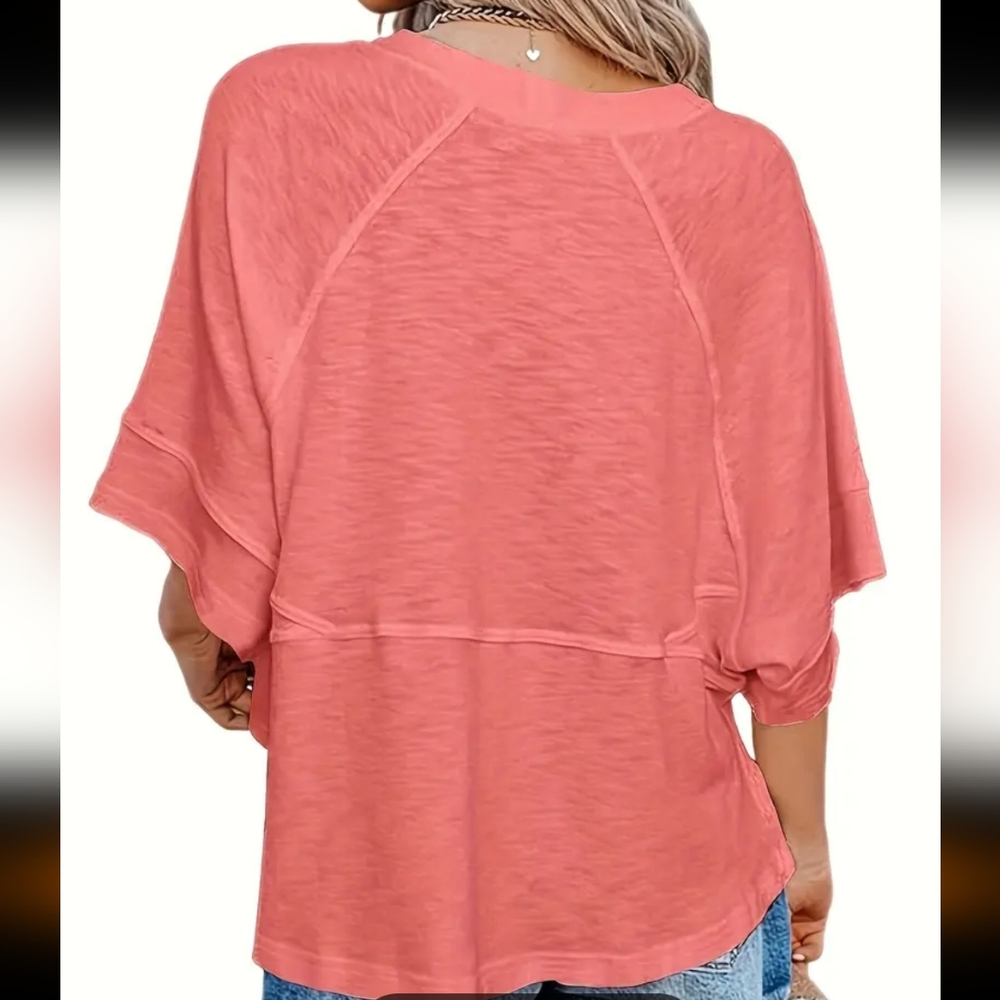 NEW Cropped Tee With  Cropped Wide 1/2 Sleeve Sz Large. - Picture 2 of 3